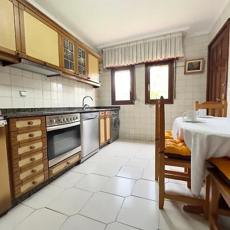 Casona De La Loma - 2806 Holiday home San Mames de Meruelo